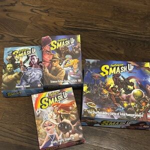 Smash up with 3 expansion packs included
